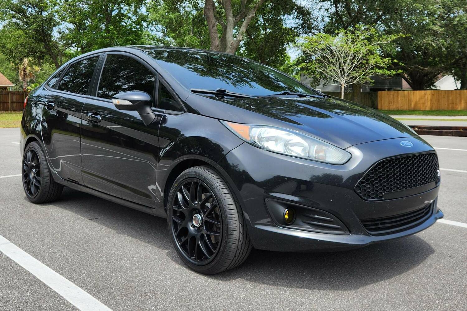 2015 Ford Fiesta SE Sedan 2015 Ford Fiesta SE Sedan